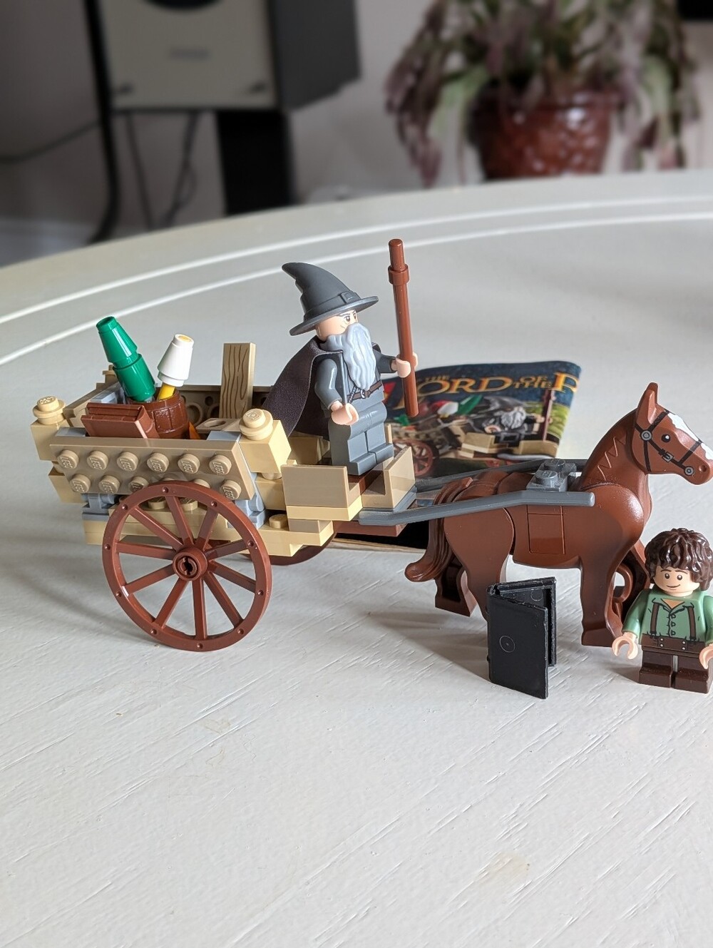 LEGO Lord of the Rings: Gandalf Arrives (Set 9469)